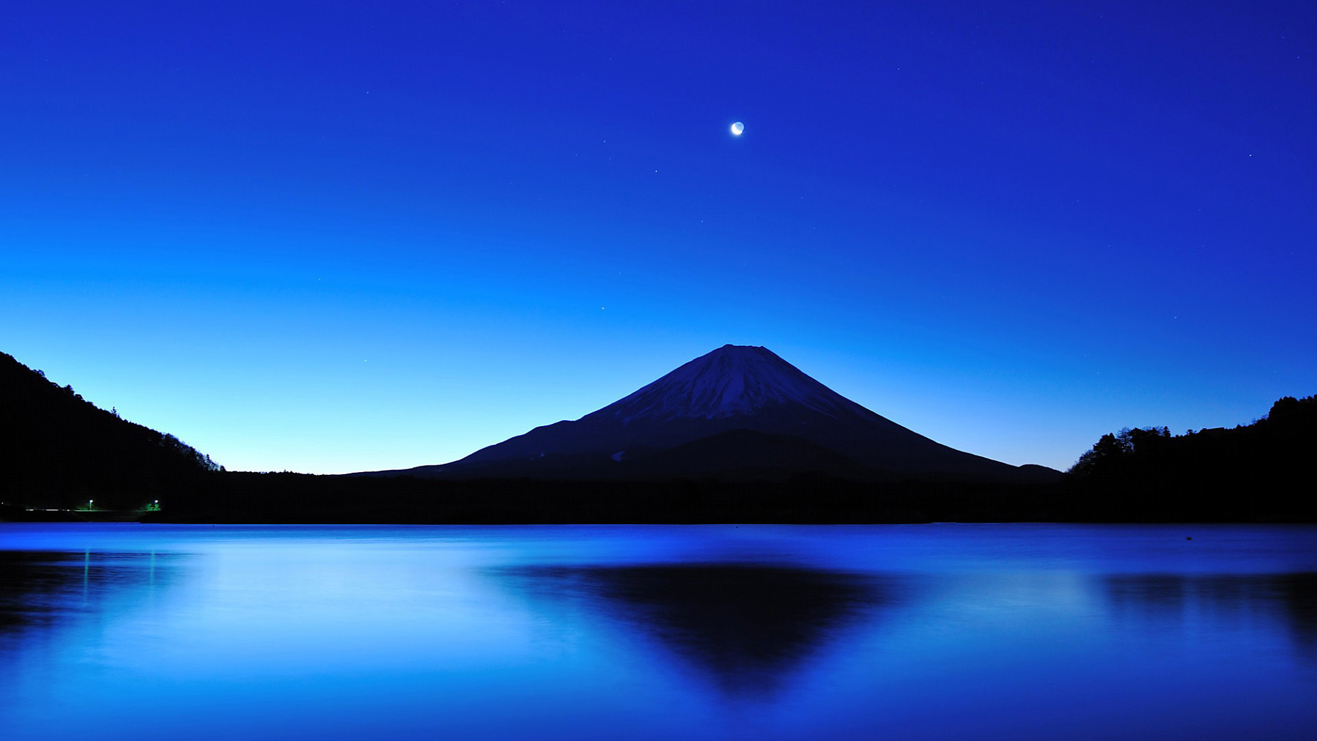 劍門道中遇微雨
